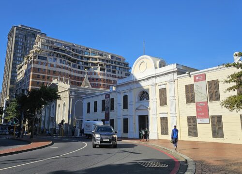 Tour du lịch Nam Phi cùng NhaTo Travel (Day 1 Hà Nội- Cape Town)