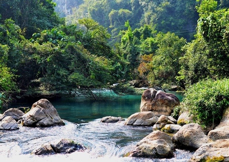 khám phá Suối Tiên – Suối Đá ở núi Dinh