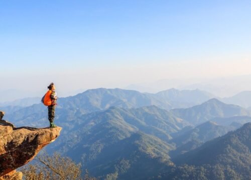 Khám Phá Những Ngọn Núi Cao Nhất Miền Nam: Hành Trình Trekking Đầy Thú Vị